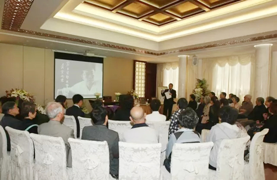 上海古园墓地举行中国烧伤医学专家杨之骏教授追思会