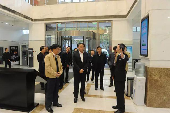 北京民政局领导一行赴上海市龙华殡仪馆参观