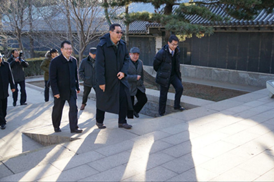 中殡协走访八宝山革命公墓