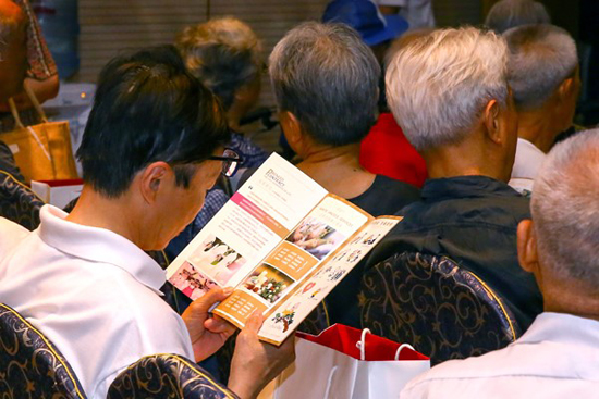 上海福寿园墓地：生前契约进社区，沪上老人身后事自主消费意识强