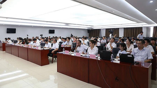 上海墓地：殡葬协会第五届第二次会员大会在双拥大厦召开