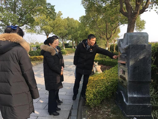 行风检查，上海古园墓地在行动