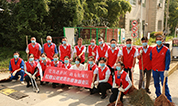 党员进社区 助力创城行