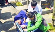 上海清竹园墓地扫墓市民晕倒，清竹园快速救助。