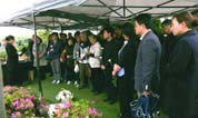 上海墓地福寿园劳模集体祭扫活动暨贝汉廷船长诞辰90周年纪念