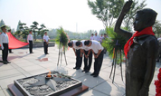 上海福寿园墓地举行纪念抗日战争暨世界反法西斯战争胜利71周年活动