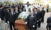 上海墓地 殡知:人这一生行不行,最终还得看“扶灵”